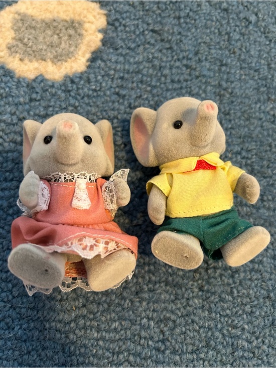 calico critters Other - Calico Critters Gray Elephant Family